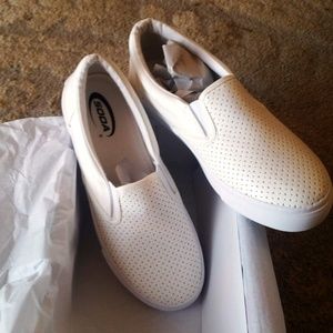 Slip On Sneakers SODA